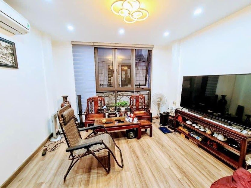SỞ HỮU NGAY! Nhà 3 Tầng TRUNG TÂM Phúc Lợi - Ô Tô Đỗ Cổng, TIỆN ÍCH NGẬP TRÀN! GIÁ 3,XX TỶ 📣 - Ảnh chính